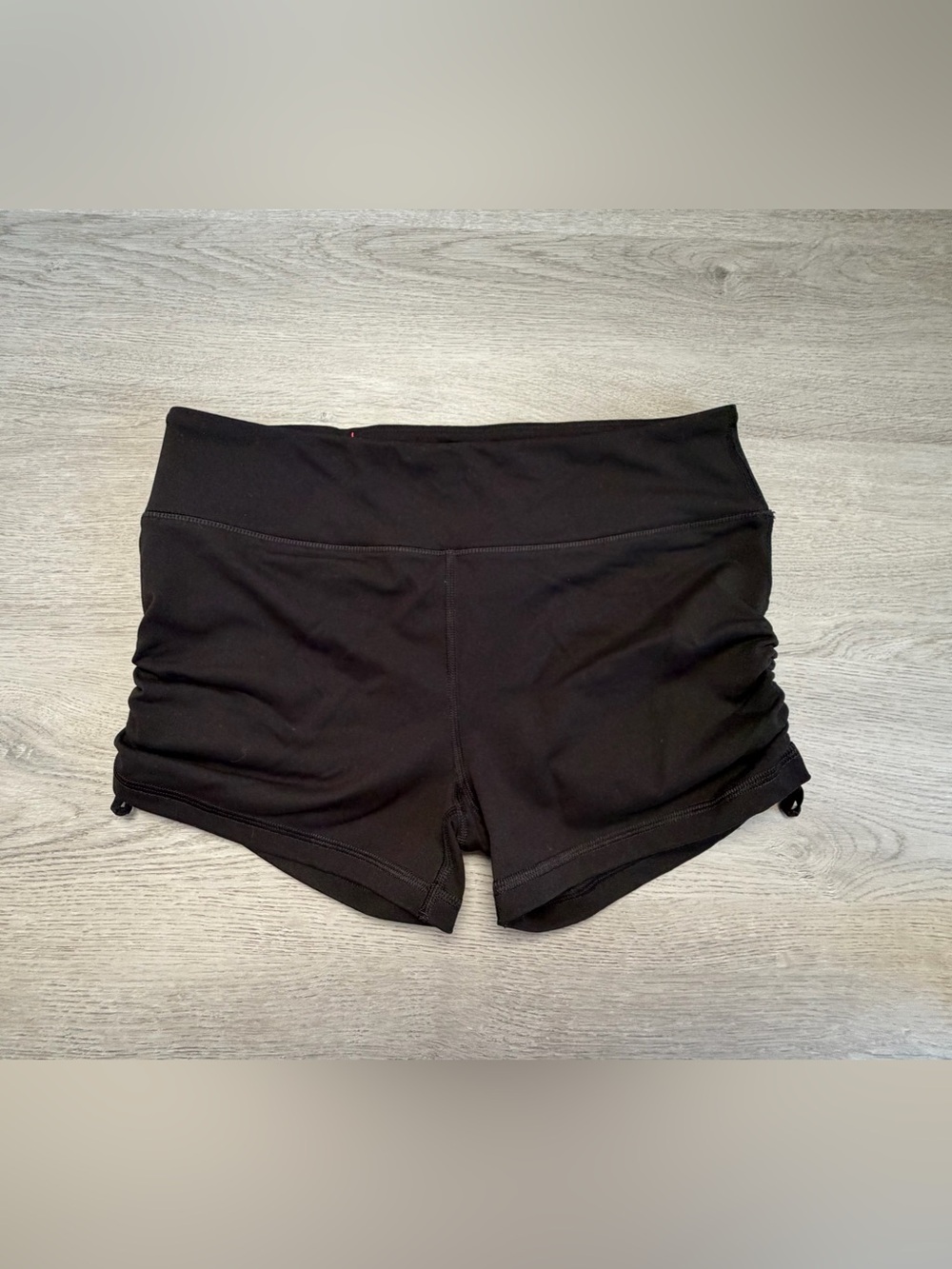 Victoria's Secret VSX Sport Knockout Hot Shorts Ruched Black Women's Size M
